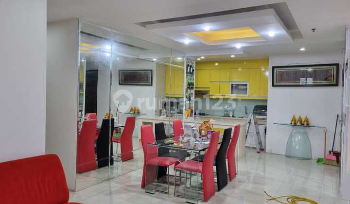 Royal Condominum Furnished