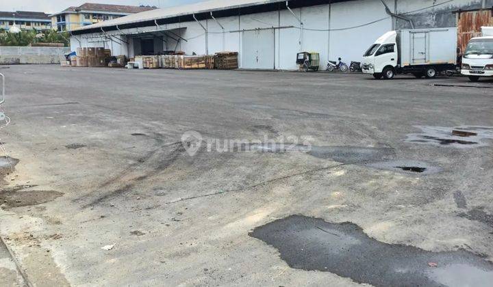 Gudang Yos Sudarso 720 M 1