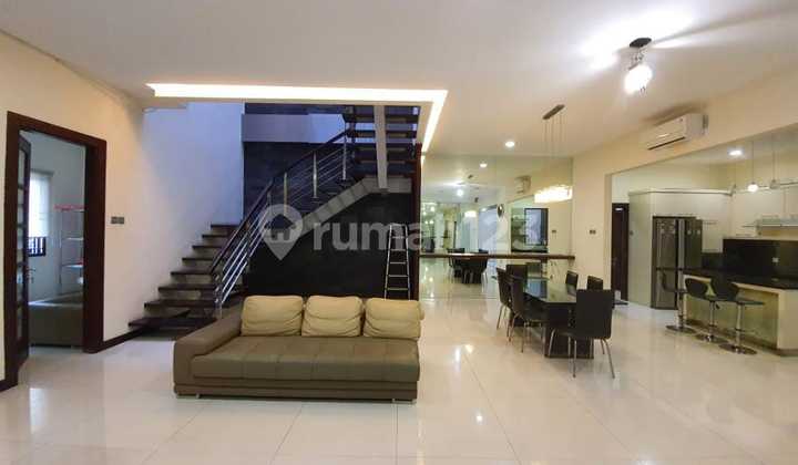 Polonia Park Villa House I Furnished