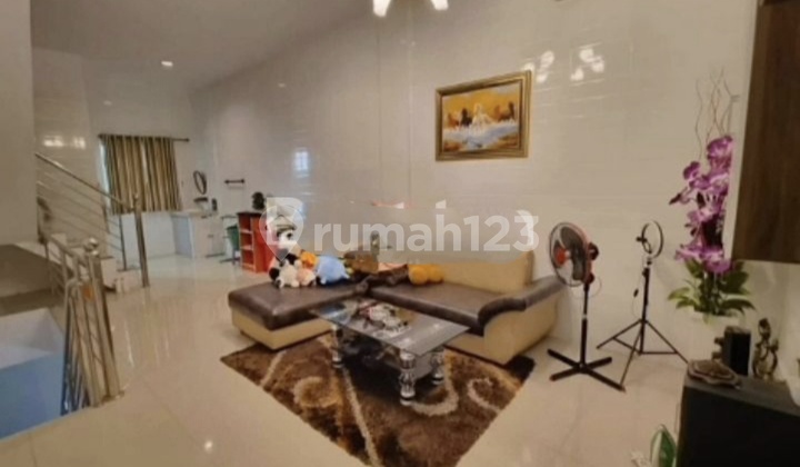 Crab Shop House Fully Furnished