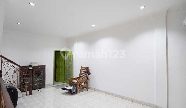 Cemara Asri Business Shophouse Ready to Occupy Good 1