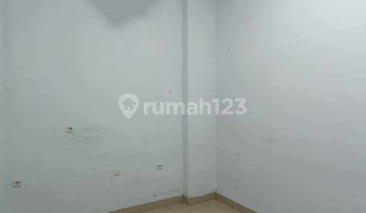 Ruko Gandeng Centre Point Hadap Timor 2