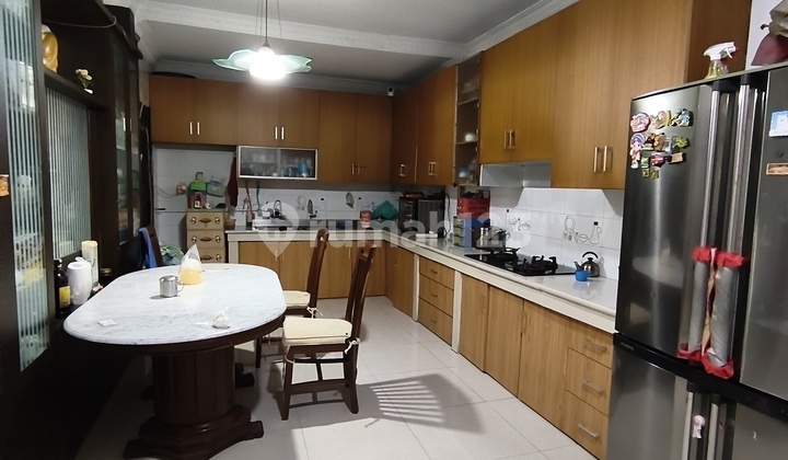 Rumah Villa Daerah Multatuli 2