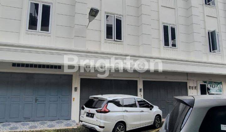 KOMPLEK SETIA JADI TOWN HOUSE 2
