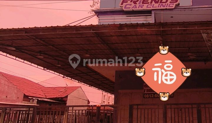 Bilal Shophouse by the Roadside 2