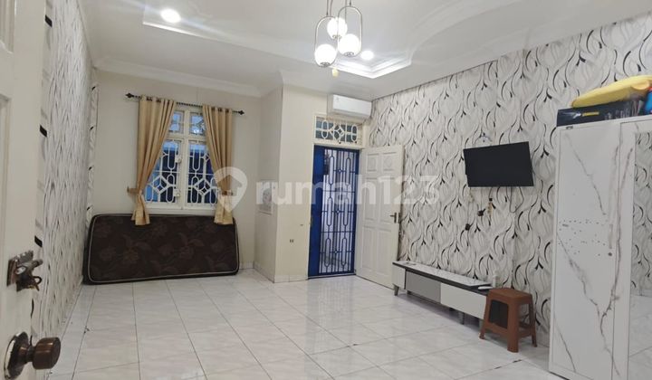 Residential Area Around Sekip