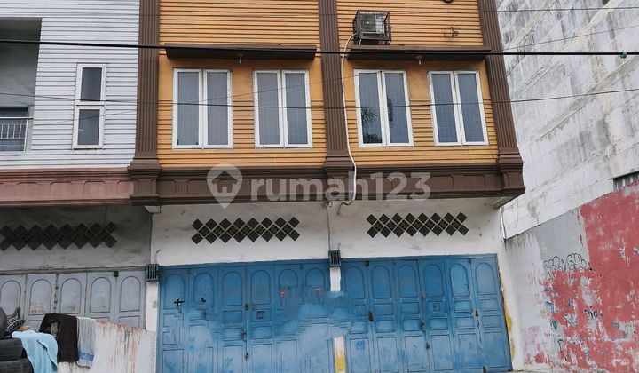 Amir Hamzah Connected Shophouse Ready to Occupy 1