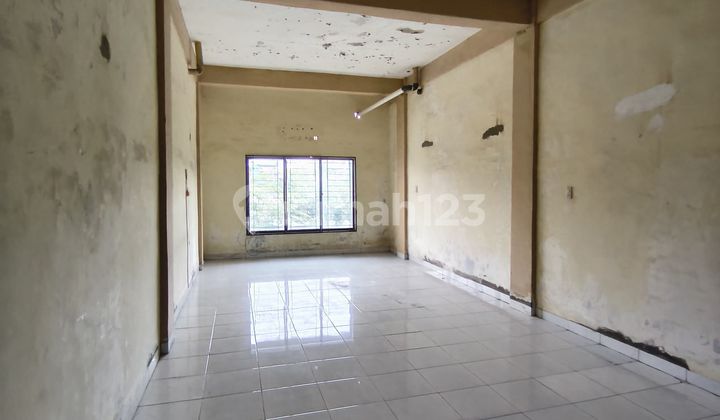 Sutomo Ujung Shop House