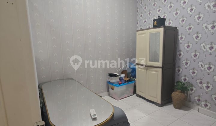 Residential Area Around Sekip