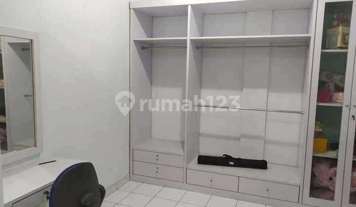 Ruko S Parman Tepi Jalan Bagus 2