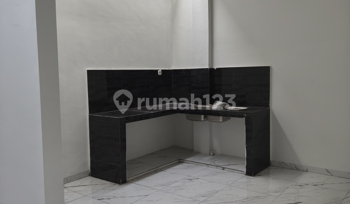 Rumah Baru The Marriot