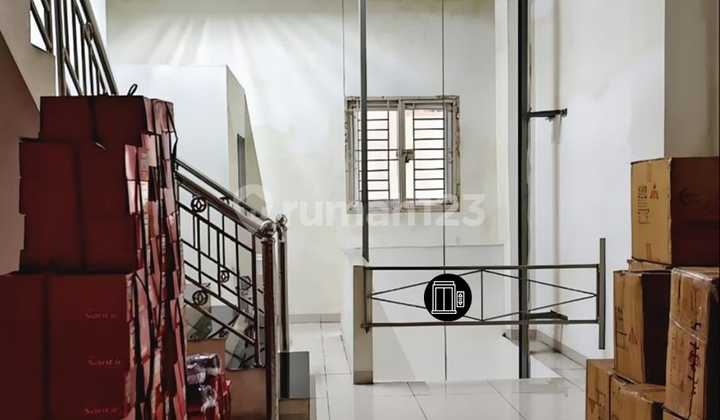 Mt Haryono Shop House Ready for Occupancy