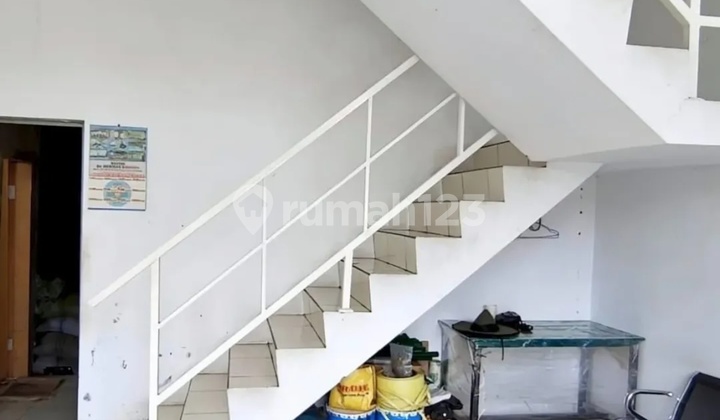 Bright Star Good Warehouse