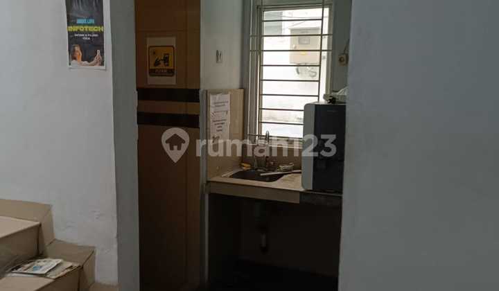 Ready-to-Occupy Shophouse at Gandeng Centre Point Ready-to-Occupy Shophouse at Gandeng Centre Point