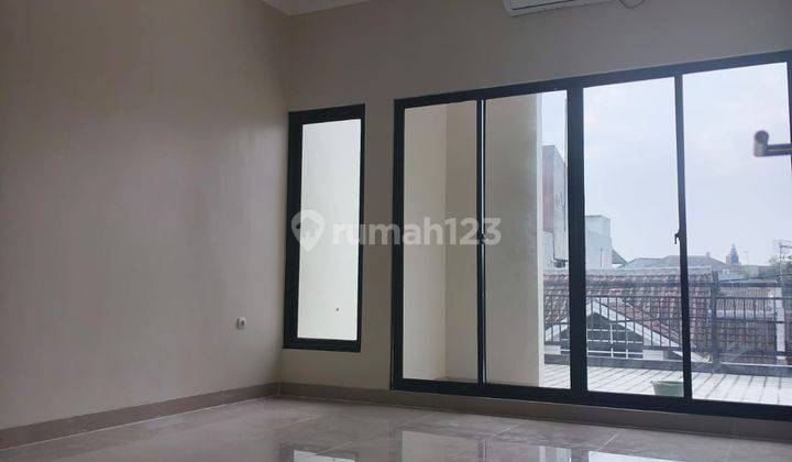 Dijual Rumah Brand New Vila Melati Mas, Shm, Bagus, Siap Huni 2