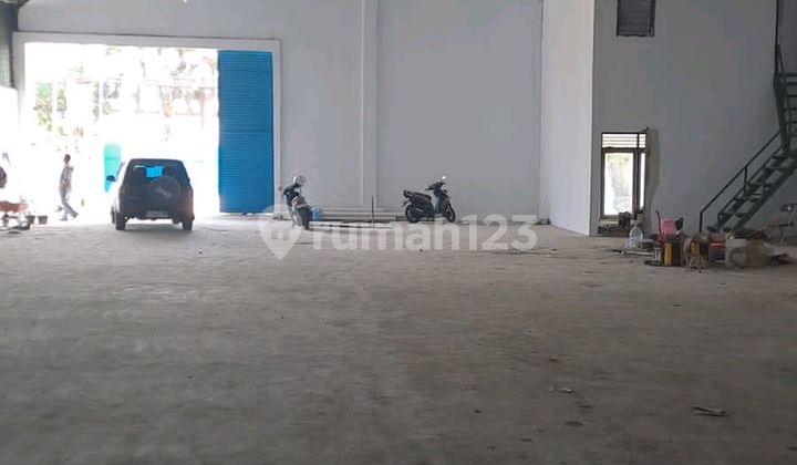 For Rent: Clean, Ready-to-Use Warehouse in Bitung Jaya, Cikupa, Tangerang, Container Access, Ready for Use, Good Condition. For Rent: Clean, Ready-to-Use Warehouse in Bitung Jaya, Cikupa, Tangerang, Container Access, Ready for Use, Good Condition.