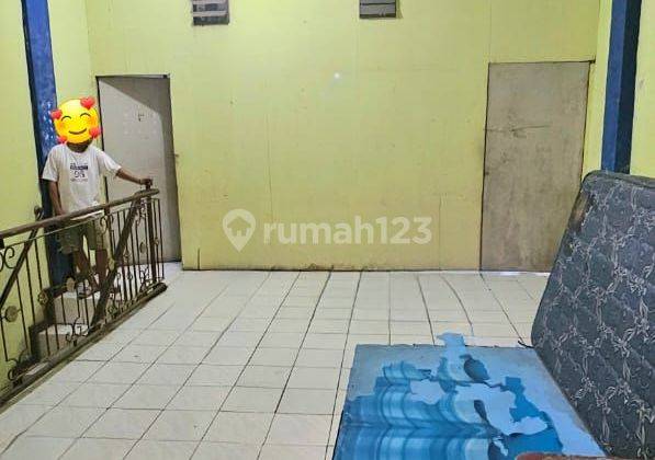 DI JUAL CEPAT BUB - RUKO 2 1/2 LT SANGAT MURAH, Lokasi sangat strategis di sebrang RSUD Cengkareng. Ramai & Produktif untuk buka usaha apapun, SHM
 2