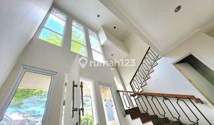 Dijual rumah di whitsand, Greenwich, bsd, selatan, blm pernah huni
BSD Green Wich, Tangerang 1