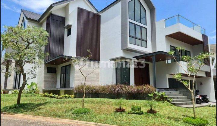 Dijual rumah mewah di delatinos, BSD, hadap taman, resort style

 2