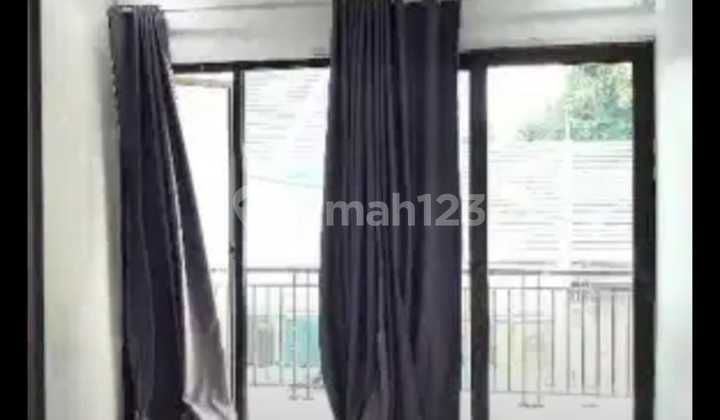 Dijual Rumah Siap Huni Di Kencana Hill Residence (dekat Kencanaloka) Bsd Daerah Sektor 12.5, Bagus, Lokasi Strategis 1