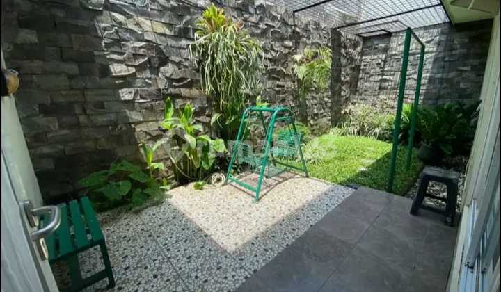 Dijual Rumah 2 Lantai Siap Huni The Green, Bagus, Full Furnished, Barat- Utara Dijual Rumah 2 Lantai Siap Huni The Green, Bagus, Full Furnished, Barat- Utara