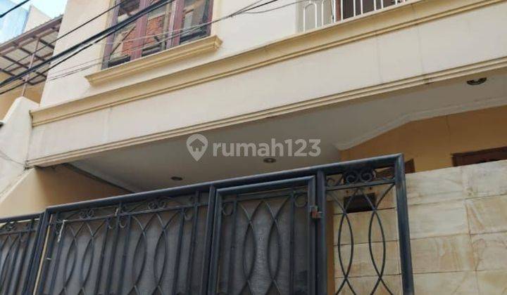 Dijual Murah & Cepat Rumah di Sunter Jakarta Utara, 2.5 lantai 1