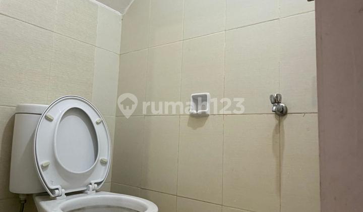 Dijual Cepat Rmh Siap Huni Sudah Renov Rapi di Cluster Virginia Village, PPJB Siap AJB, Selatan, Semi Furnished, Bagus