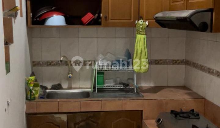 Dijual Rumah 2 Lantai di Taman Palem Lestari, Barat, Akses 2 Mobil, SHM