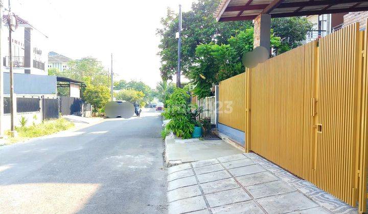 foto lainnya dijual rumah siap huni 2lantai