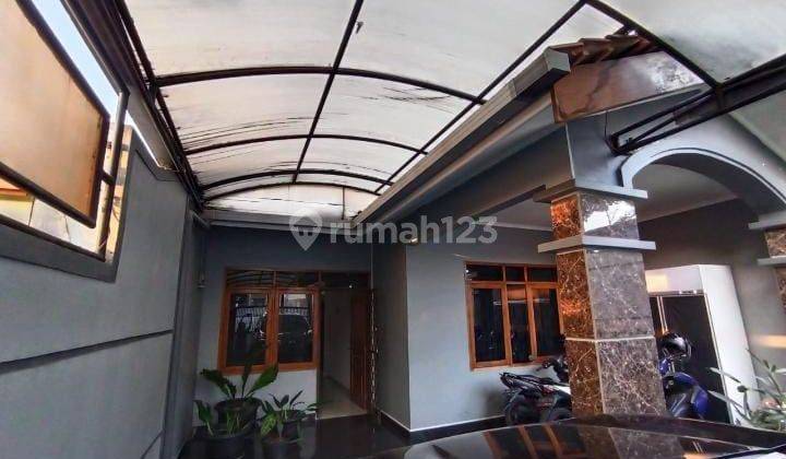 Dijual rumah 2 lantai di daerah Cimahi,Jawa Barat 1