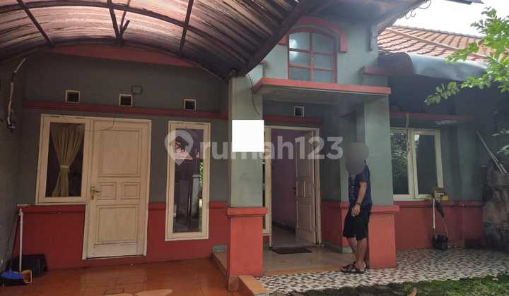 For Sale House in Green Boulevard West Bekasi 2