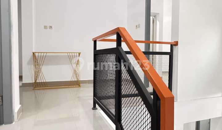 For Sale, Ready to Occupy Home in Pondok Ungu Permai