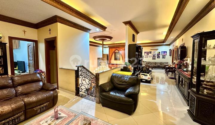 For Sale 3-Story Luxury House in Pancoran, South Jakarta 2