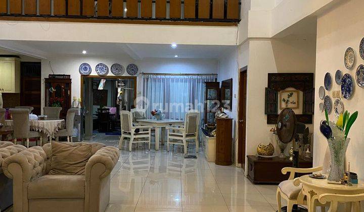 Dijual Rumah Mewah, Semi Furnished di Bintaro Sektor 3 2