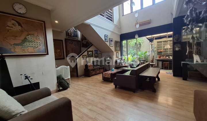 Dijual Rumah di Pondok Cabe 3 Lantai Semi Furnished Dijual Rumah di Pondok Cabe 3 Lantai Semi Furnished