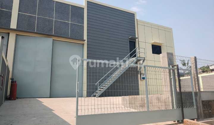 Warehouse for Rent with Office in Taman Tekno Warehouse Complex. Warehouse for Rent with Office in Taman Tekno Warehouse Complex.