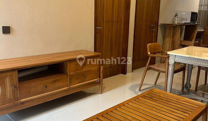 Rumah Sudah Renovasi Total, Furnished, Dalam Cluster di Nusaloka 2