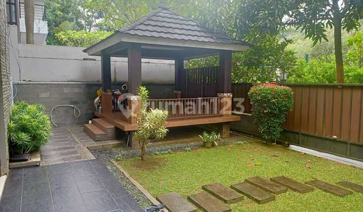 Dijual Rumah Cantik, Nyaman Semi Furnished di Green Cove BSD City 2