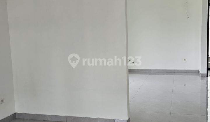 For Sale Elegant and Beautiful House at Icon Cosmo BSD 2