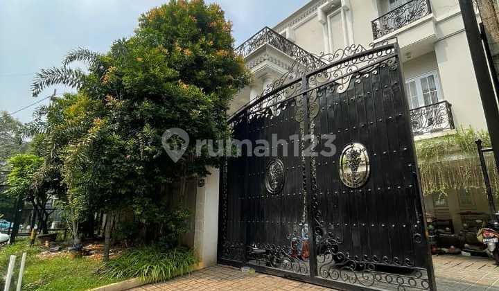 Dijual Rumah Mewah di Sekolah Duta I Pondok Indah