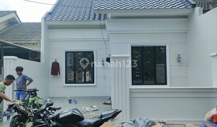 Dijual Rumah Cantik Siap Huni, Ada Kitchen Set di Kencana Loka 1