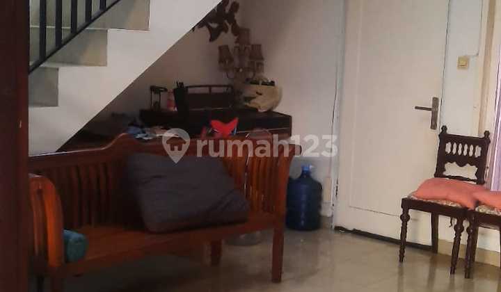 Dijual Rumah 2 Lantai, Dekat Akses Tol, Di Villa Gunung Lestari 2