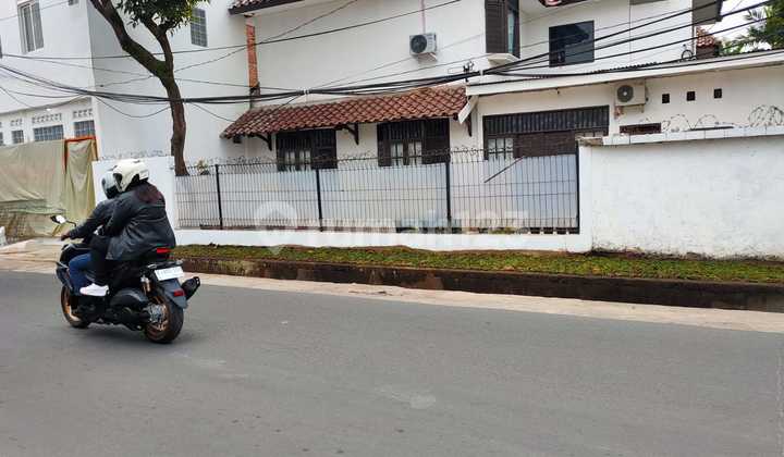 Dijual Rumah 2 Lantai Hoek Pinggir Jalan Raya Pondok Ranji 2