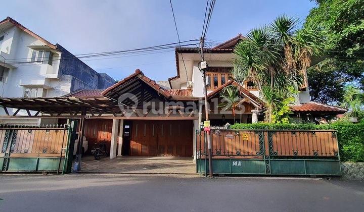 Rumah Strategis di Cilandak Dekat Pintu Tol Depok Antasari