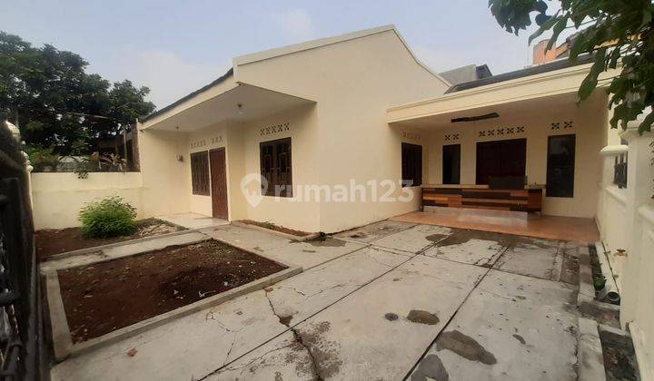 Rumah Murah Hoek Lokasi Strategis di Suradita Indah Korpri Cisauk 1