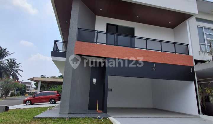 DIJUAL RUMAH HOEK 3 LANTAI ADA LIFT, MEWAH MODERN DI ALAM SUTERA