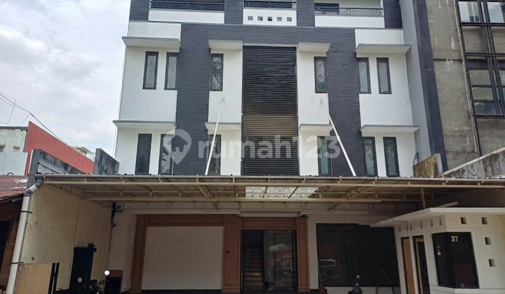 For Rent: Mini Building Senopati, Kebayoran Baru For Rent: Mini Building Senopati, Kebayoran Baru