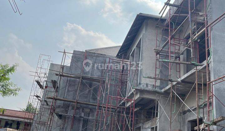 Rumah 2 Lantai Baru Unfurnished SHM Dekat Kantor Kecamatan Ngaglik Sleman 2