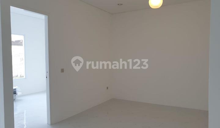 Dijual Rumah Cantik 2 Lantai Renoved Bukit Chedi Karawaci Ttefb 2