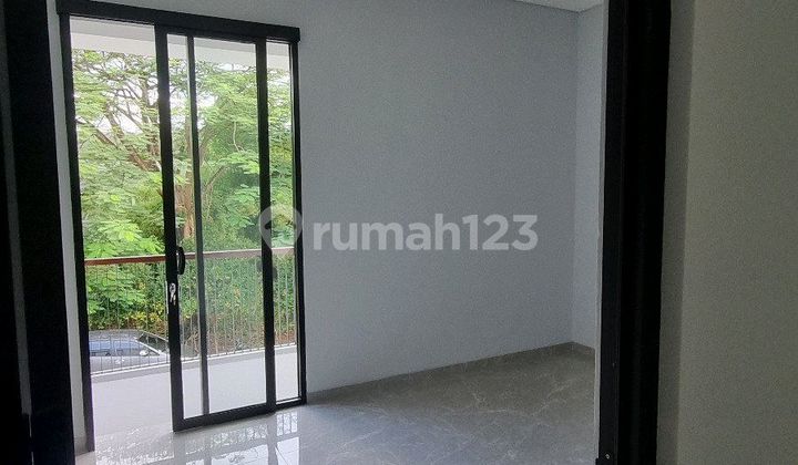 Dijual Rumah Alam Sutera Kirana SHM